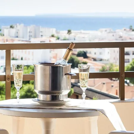 Club Bossa Hotel 3*