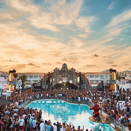 Ushuaia Ibiza - Adults Only - Club Entrance Included Hotel