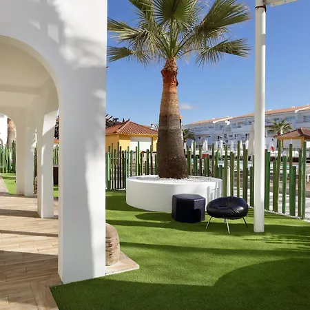 Hotel Ushuaia Ibiza - Adults Only - Club Entrance Included