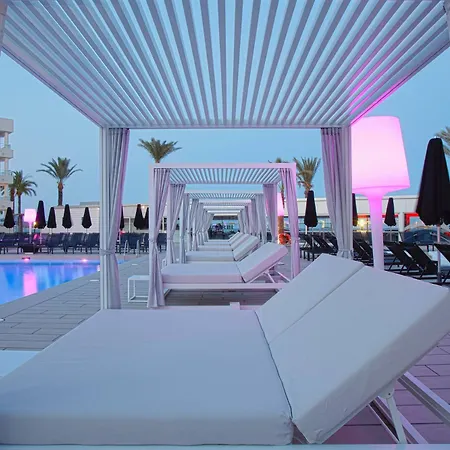 Design Club Garbi Hotel 4*