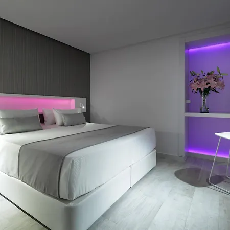 Design Club Garbi Hotel