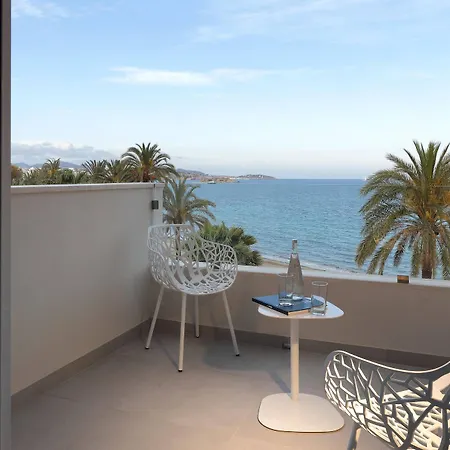 Design Club Garbi Hotel 4*