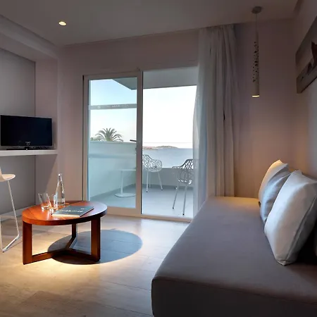 Design Club Garbi Hotel 4*