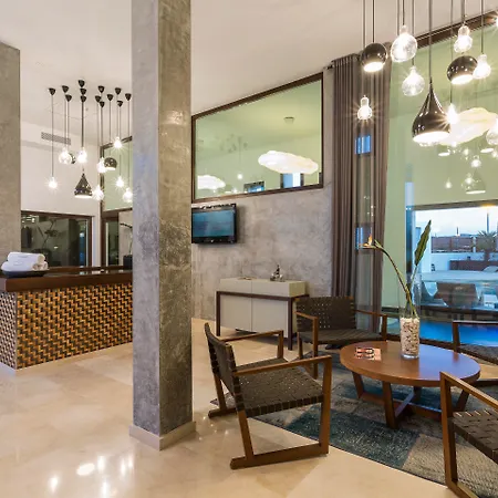 Grand Palladium White Island & 5* Playa d'en Bossa