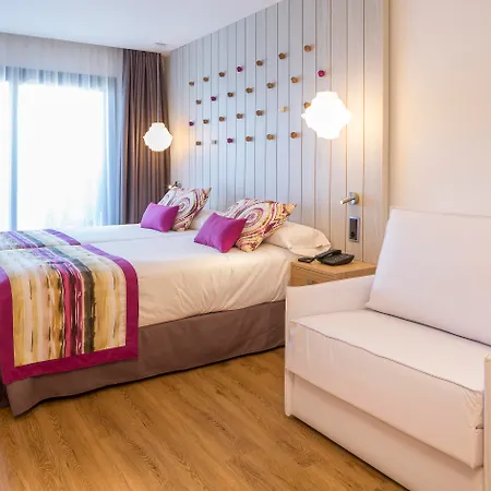 Grand Palladium White Island & 5*