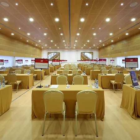 Grand Palladium White Island & Hotel