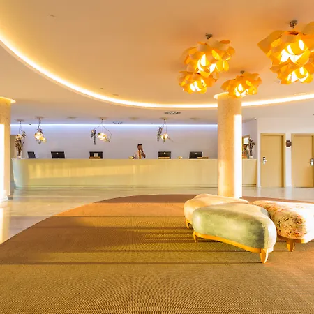 Grand Palladium White Island & 5* Playa d'en Bossa