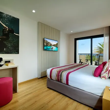 Grand Palladium White Island & Hotel 5*