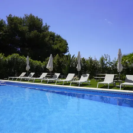 Escondidos Ibiza Aparthotel Platja d'en Bossa