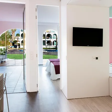 Ebano Apartments&spa Playa d'en Bossa