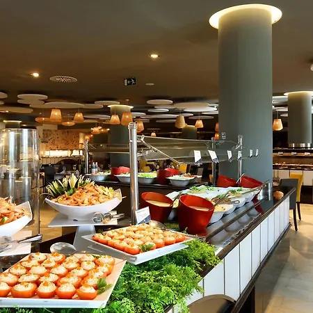 Hotel Grand Palladium White Island & Playa d'en Bossa