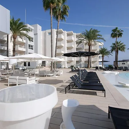 Hotel Design Club Garbi 4*
