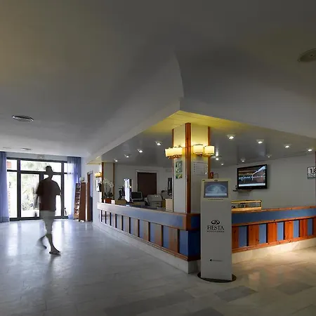 Hotel Grand Palladium White Island &
