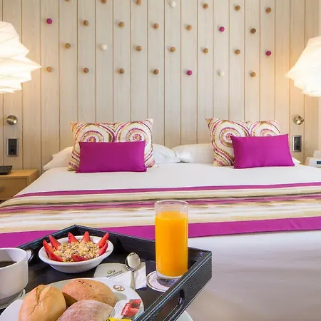 Hotel Grand Palladium White Island & 5*