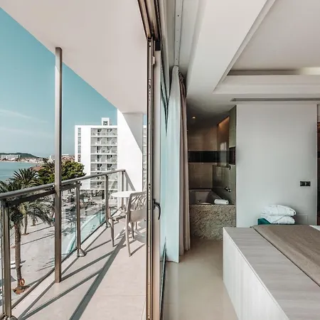 The Ibiza Twiins - 4* Sup Hotel Playa d'en Bossa