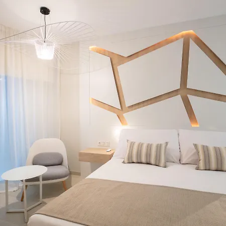 Hotel The Ibiza Twiins - 4* Sup Playa d'en Bossa