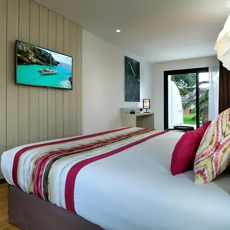 Grand Palladium White Island & Playa d'en Bossa