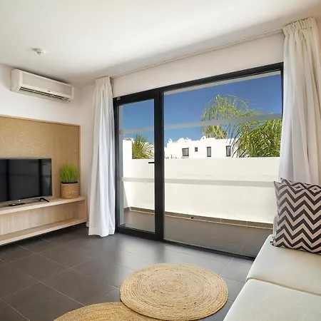 Aparthotel Migjorn Ibiza & 4*
