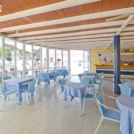 Vibra Isola - Adults Only