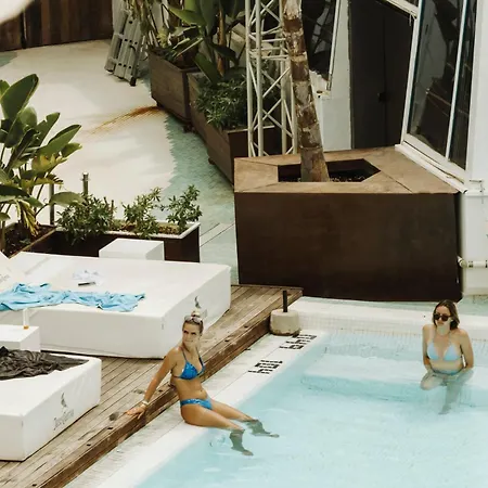 Bora Bora - Adults Only 3*