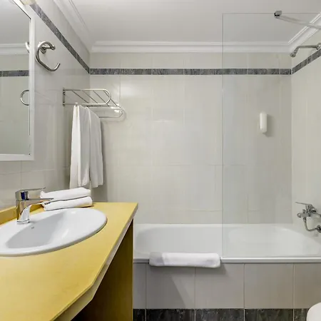 Vibra Tivoli Aparthotel