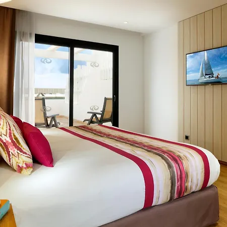 Grand Palladium White Island & Playa d'en Bossa