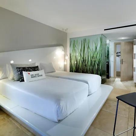 Ushuaia Ibiza - Adults Only - Club Entrance Included
