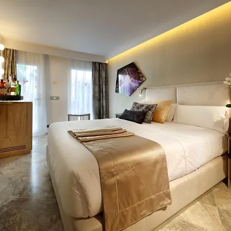 Hotel Ushuaia Ibiza - Adults Only - Club Entrance Included 5*