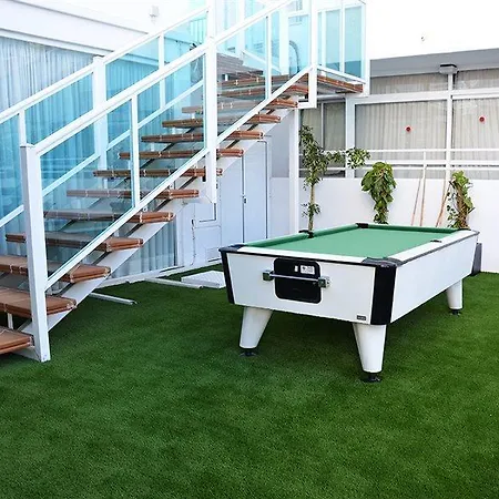 Vibra Tivoli Aparthotel 3*