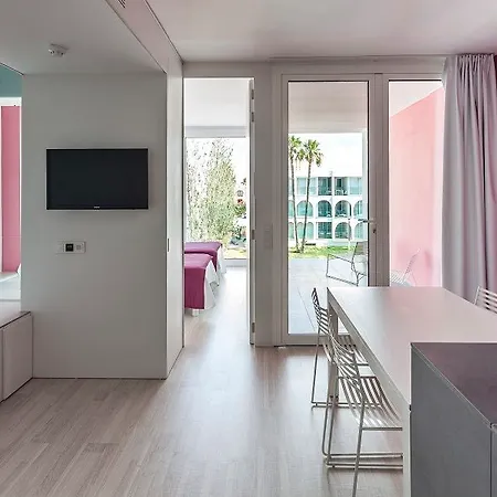 Aparthotel Ebano & (adults Only) Playa d'en Bossa