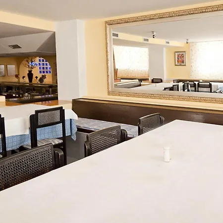 Vibra Isola - Adults Only 3*