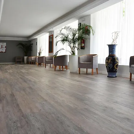 Vibra Tivoli Aparthotel