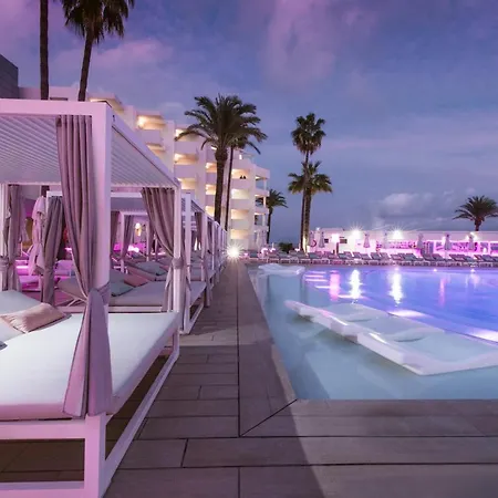 Garbi Ibiza & Hotel Playa d'en Bossa